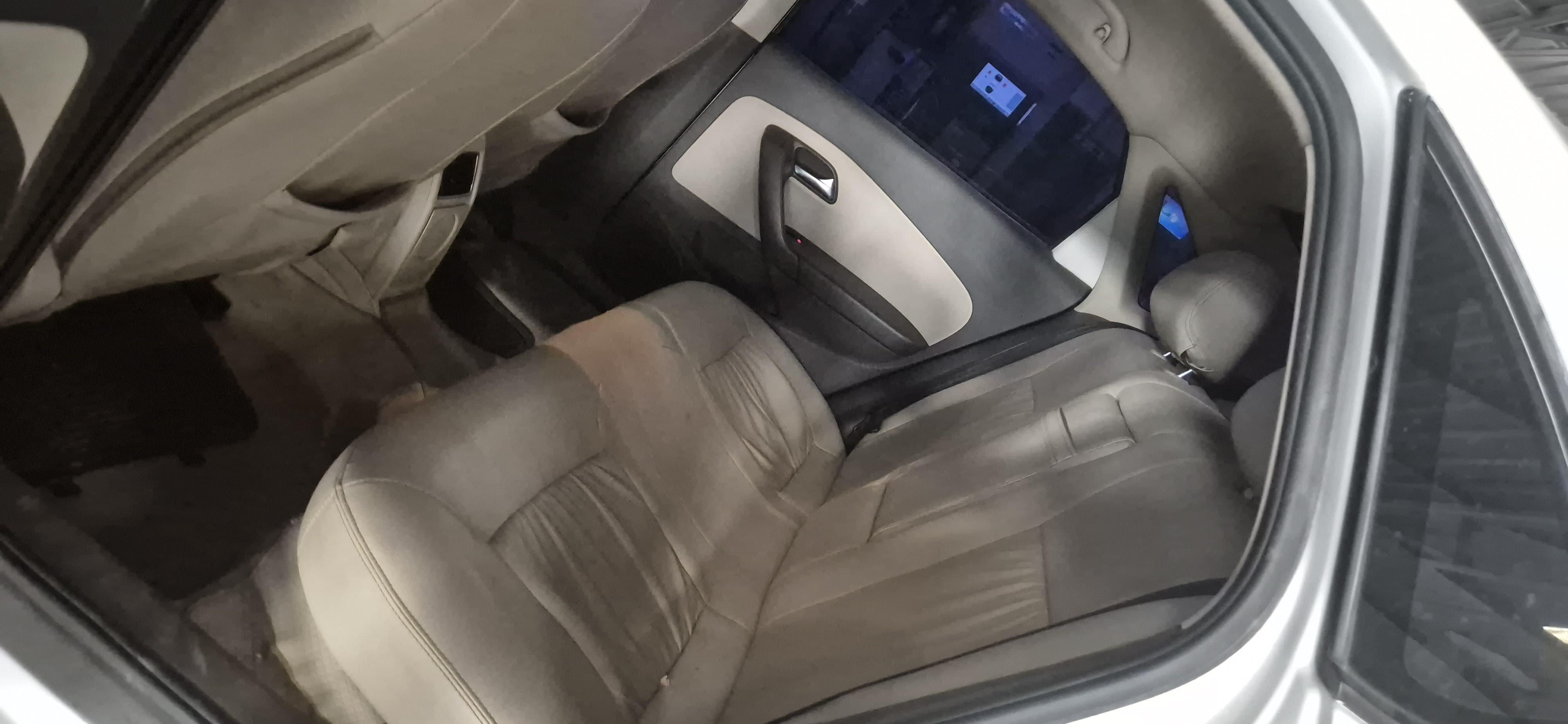 Volkswagen Vento(2012-2014) Highline Diesel